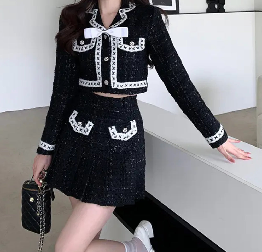 BLACK & WHITE BLAZER & SKIRT CO-ORD
