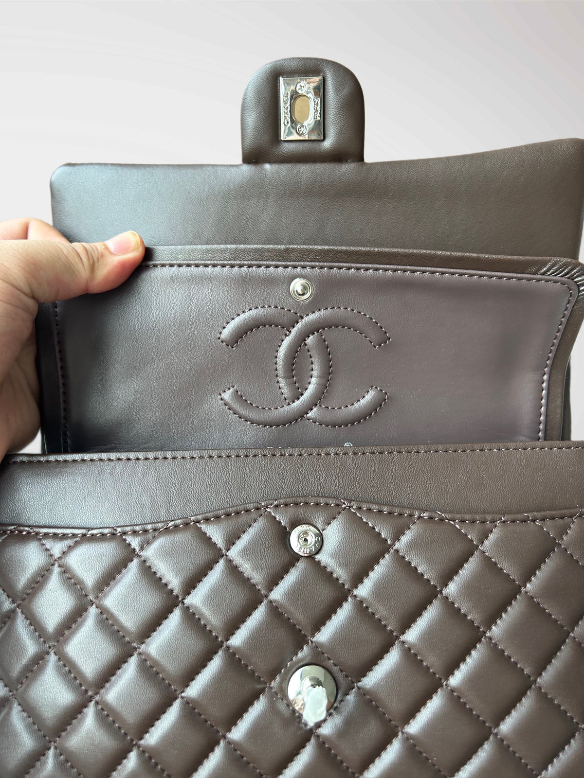BROWN CLASSIC FLAP BAG